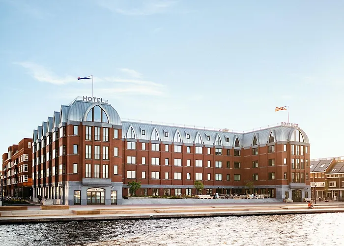 The July - Boat & Co Hotel Amsterdam